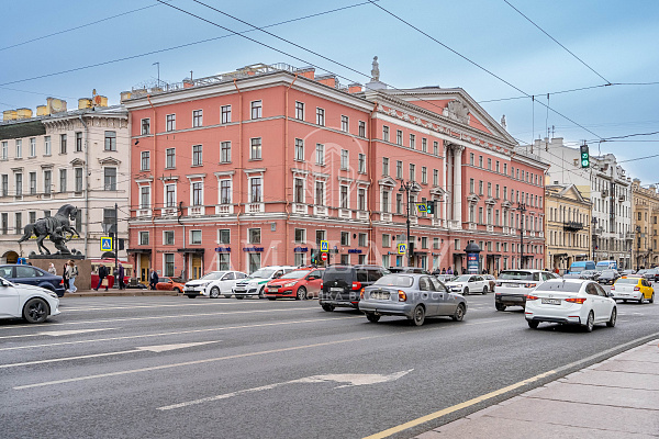 Невский 68